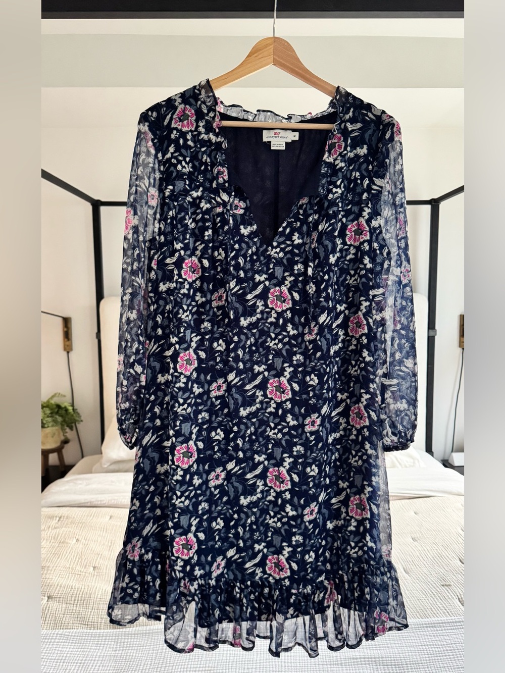 Vineyard vines Women’s Navy Floral Ruffle Hem Dress with Pink Accents
